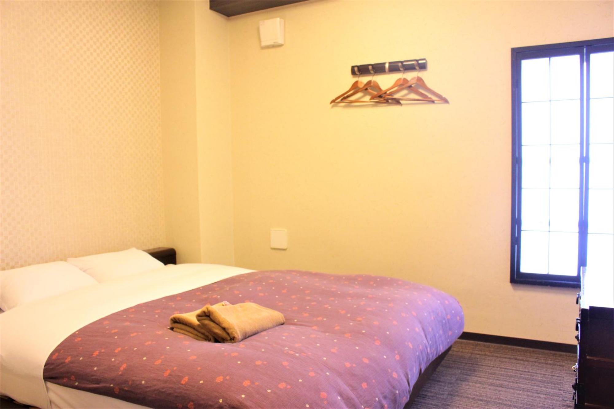 Double Room Shower,1222551415:JPEG